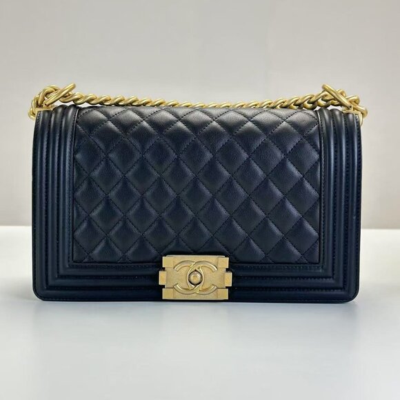 Chanel Black Lampskin Medium Boy Bag Shoulder Bag Crossbody - Picture 1 of 8